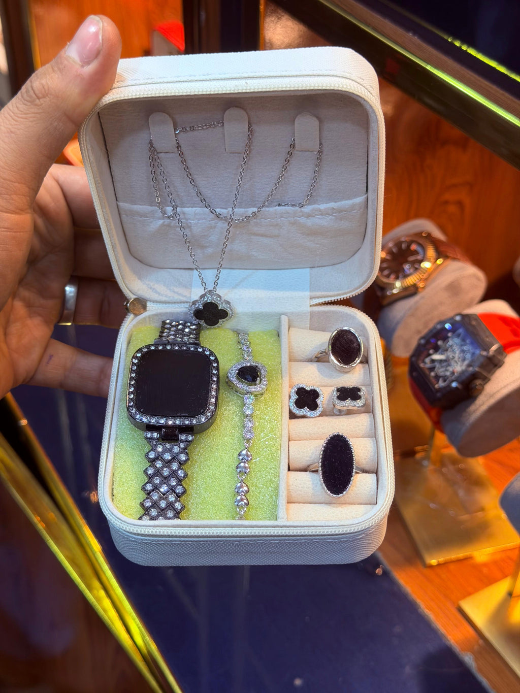 Luxury Ladies Watch Gift Box – 7-in-1 Jewelry Set | Ramadan & Eid Special 🌙✨