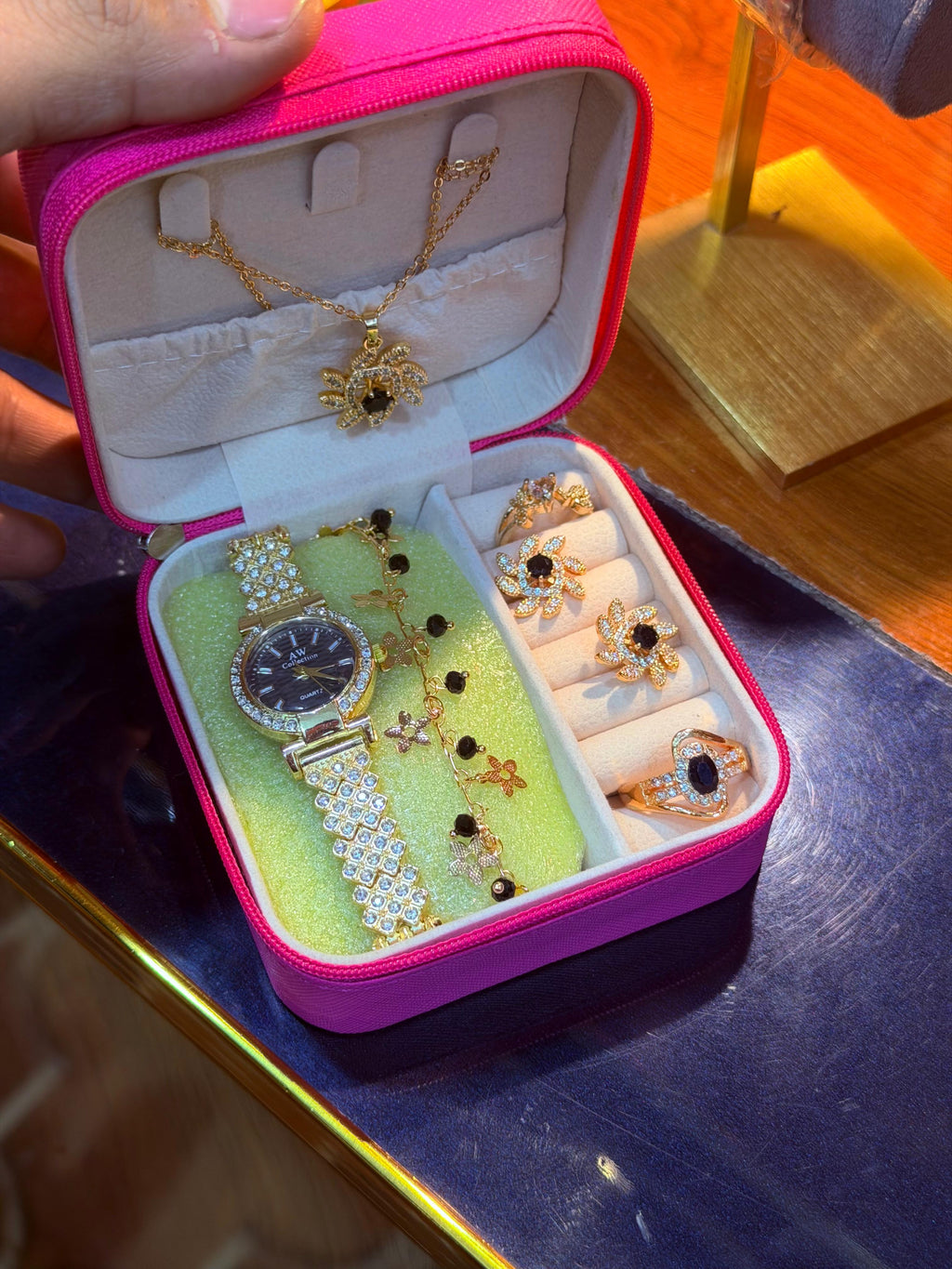 Luxury Ladies Watch Gift Box – 7-in-1 Jewelry Set | Ramadan & Eid Special 🌙✨