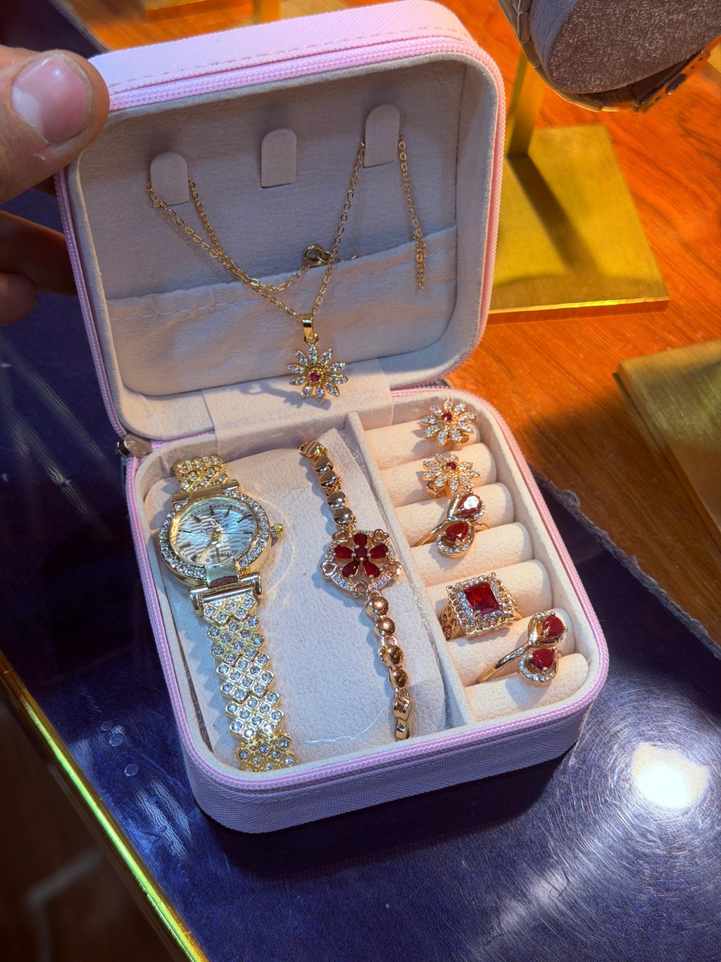 Luxury Ladies Watch Gift Box – 7-in-1 Jewelry Set | Ramadan & Eid Special 🌙✨