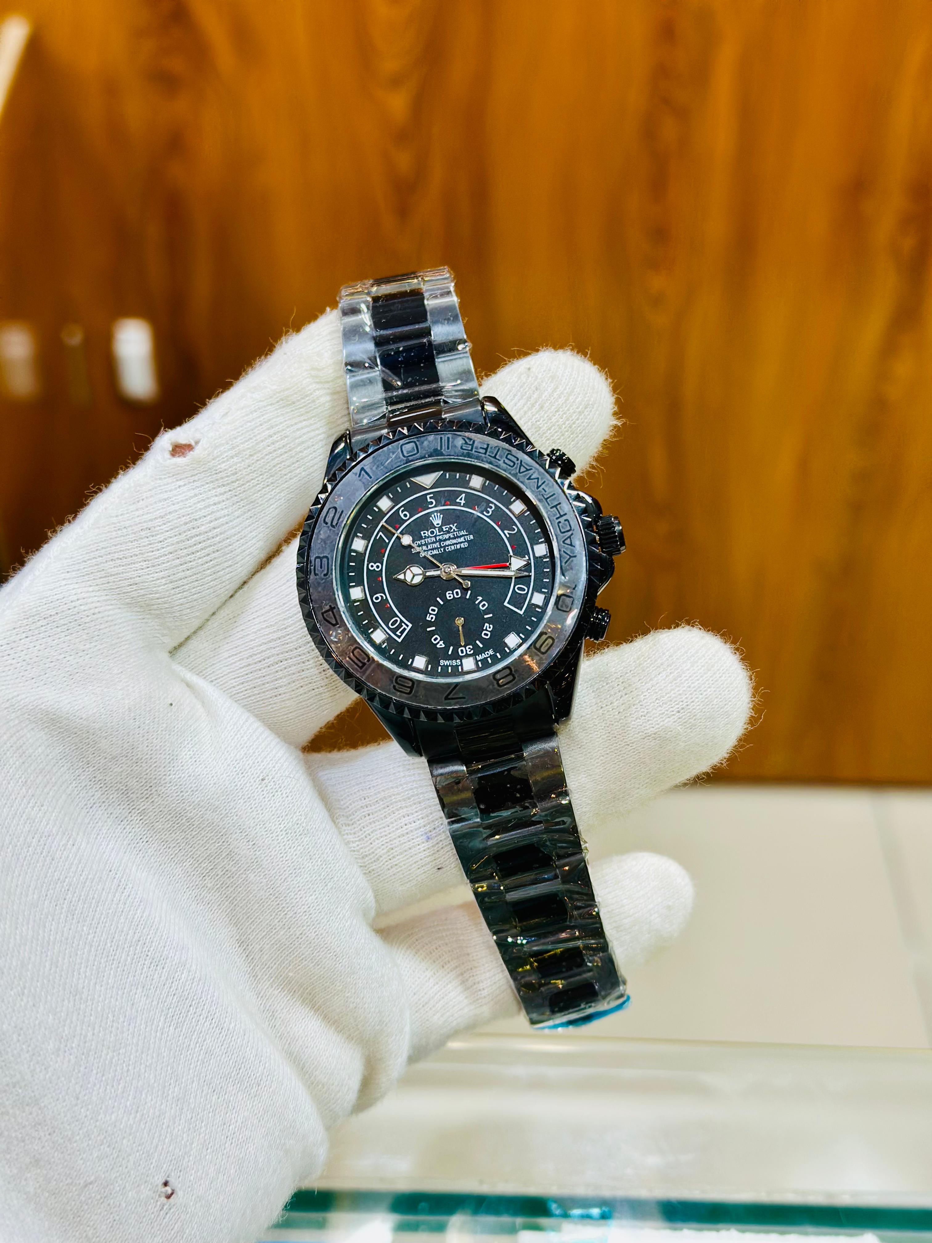 Rolex Submariner Top Model – Stainless Steel | Date Working | Master Lock