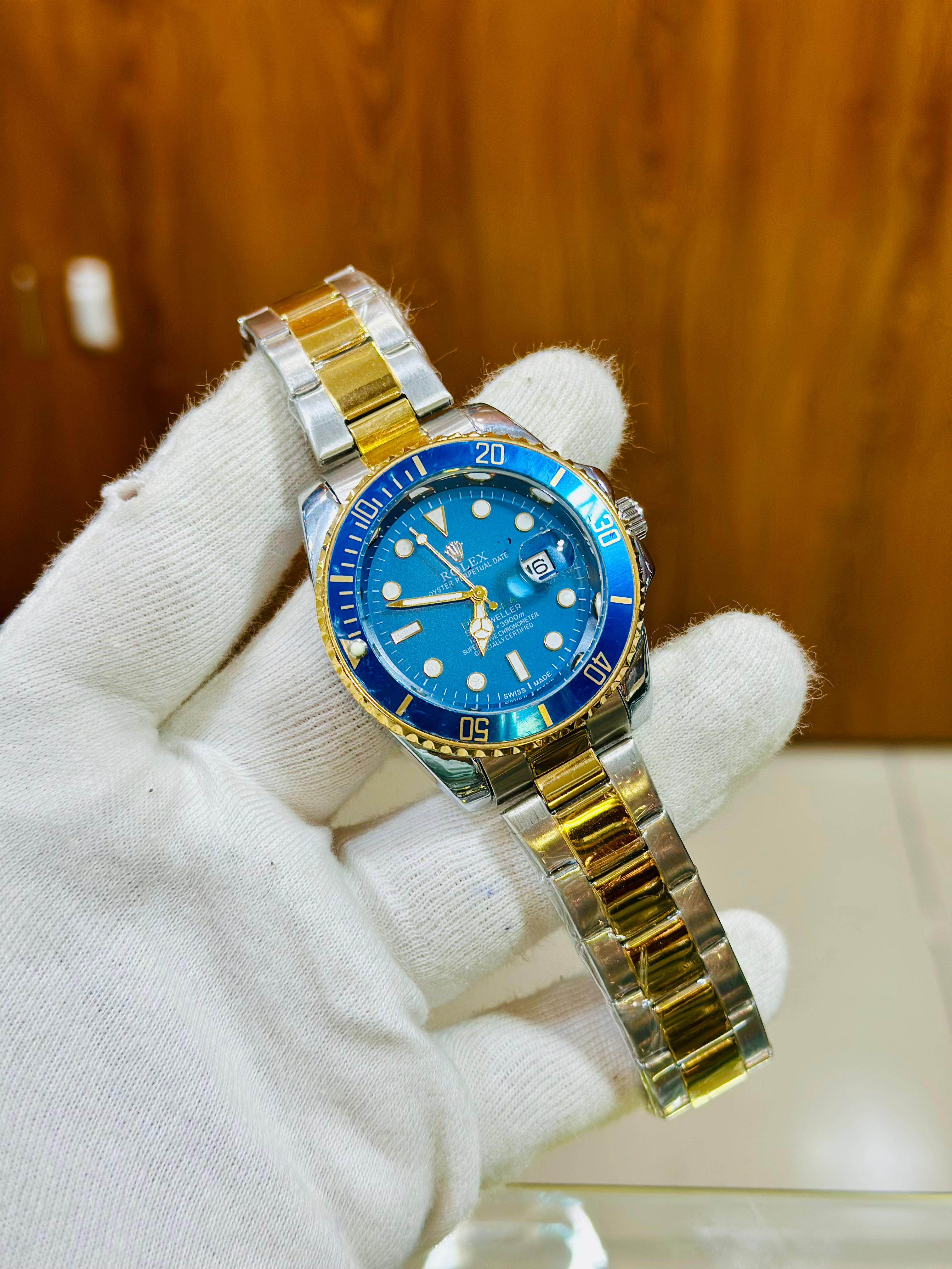 Rolex Submariner Top Model – Stainless Steel | Date Working | Master Lock