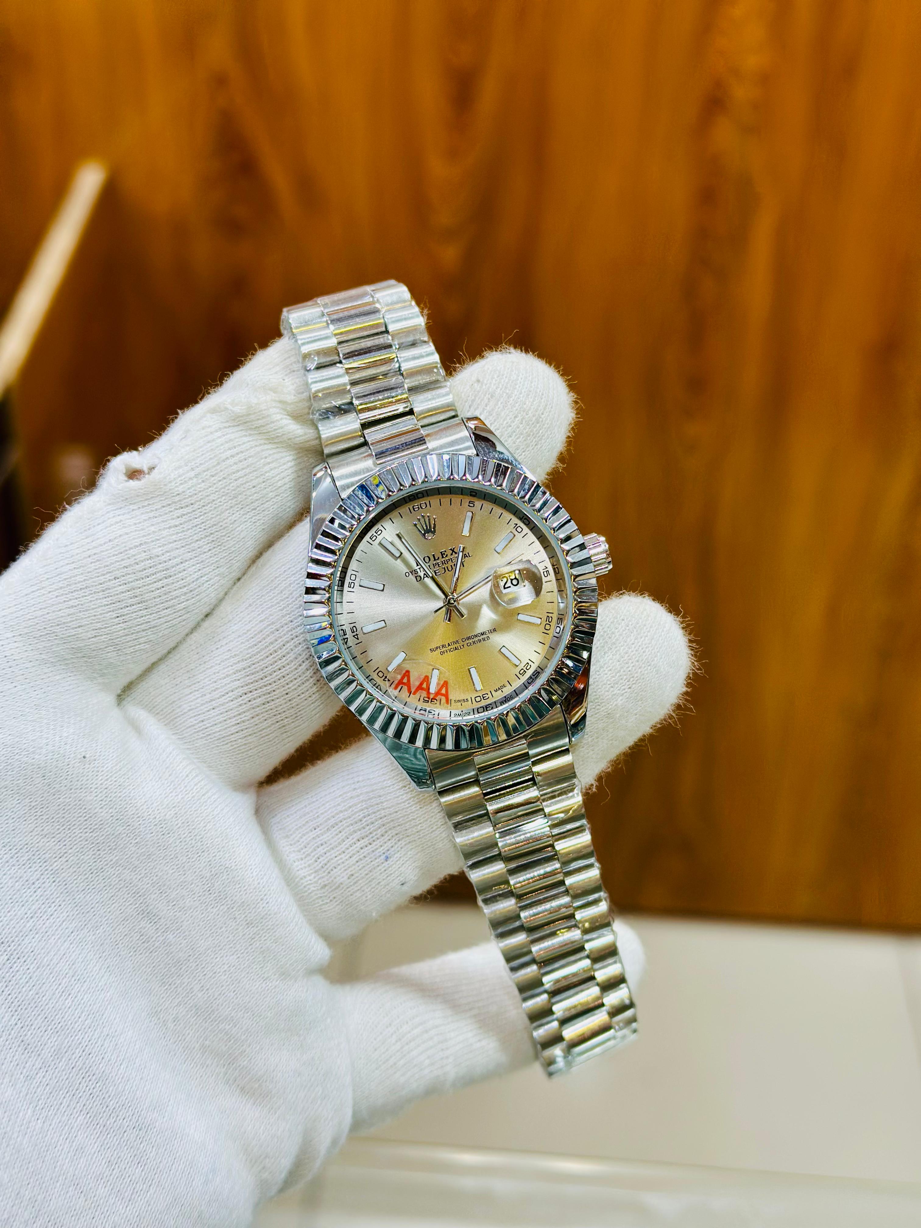 Rolex Submariner Top Model – Stainless Steel | Date Working | Master Lock