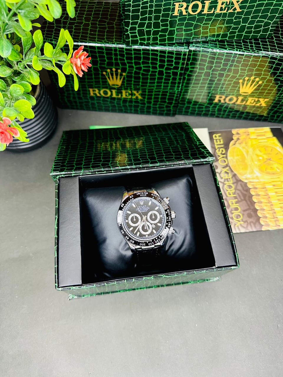 Rolex Daytona Luxury Watch – Date Working | Leather Strap | Master Lock